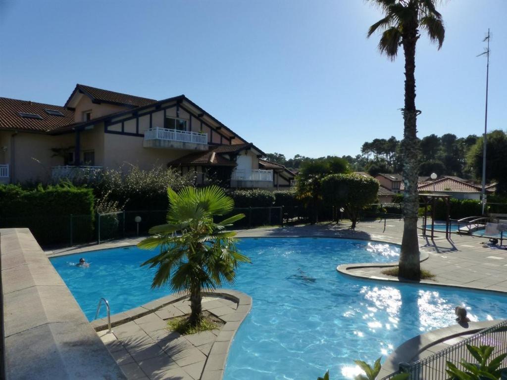 CAPBRETON Résidence LE BOSQUET AUX ECUREUILS Villa avec piscine en copropriété Exterior foto